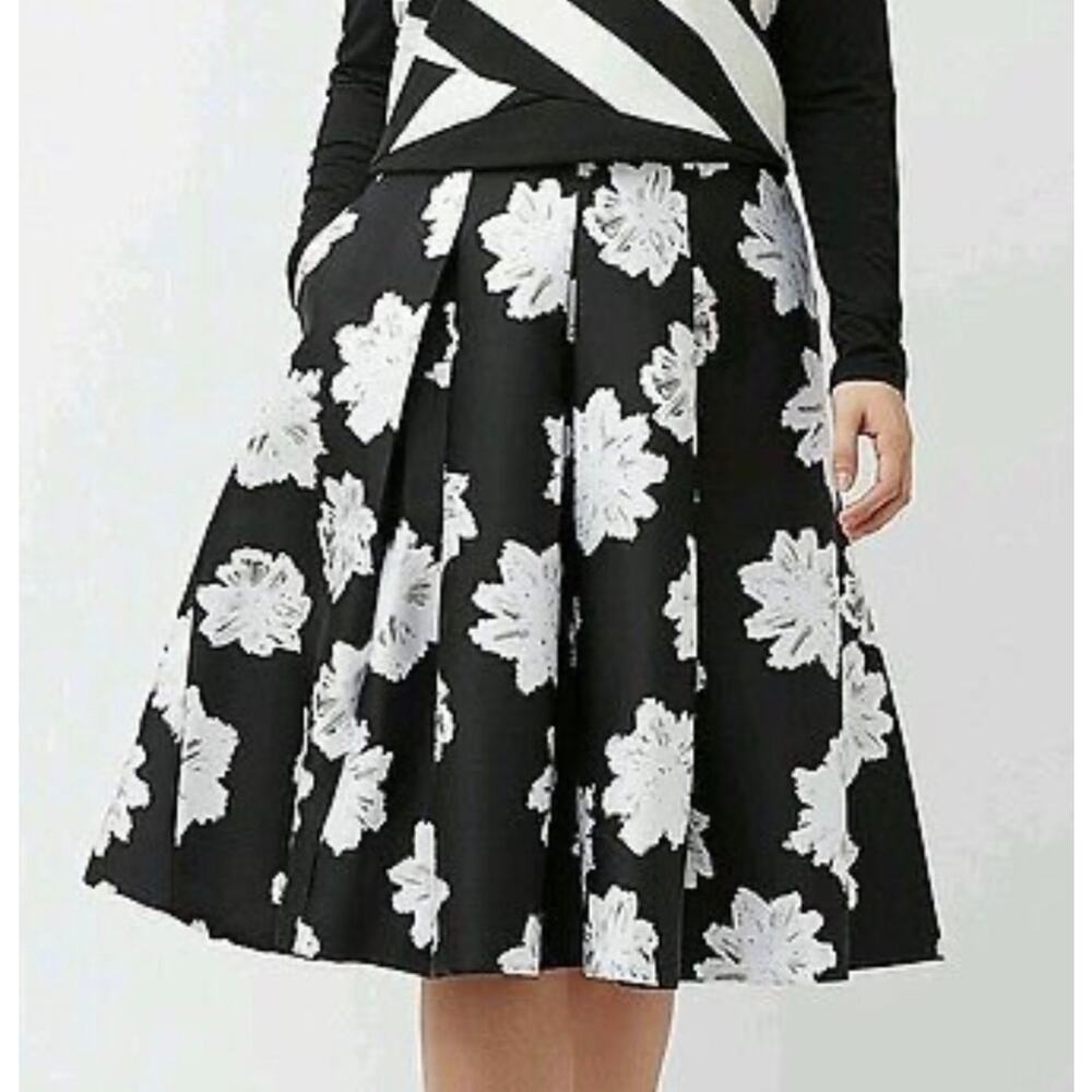 NEW Lane Bryant Floral Skirt Full Pleated Pockets Black Size 18 A-Line Midi